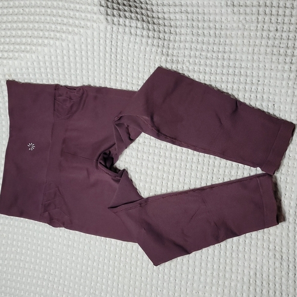 Athleta* Leggings* Cabernet* Sz S - Picture 2 of 5